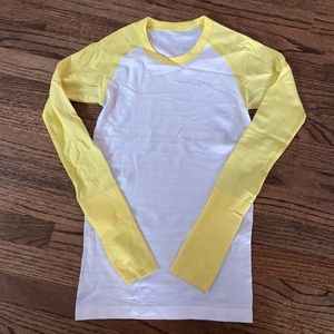 EOTM PRICE DROP - Lululemon retro Swiftly Longsleeve